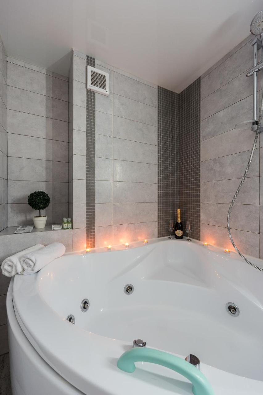 Langery Residence Central Apartments Одеса Екстериор снимка