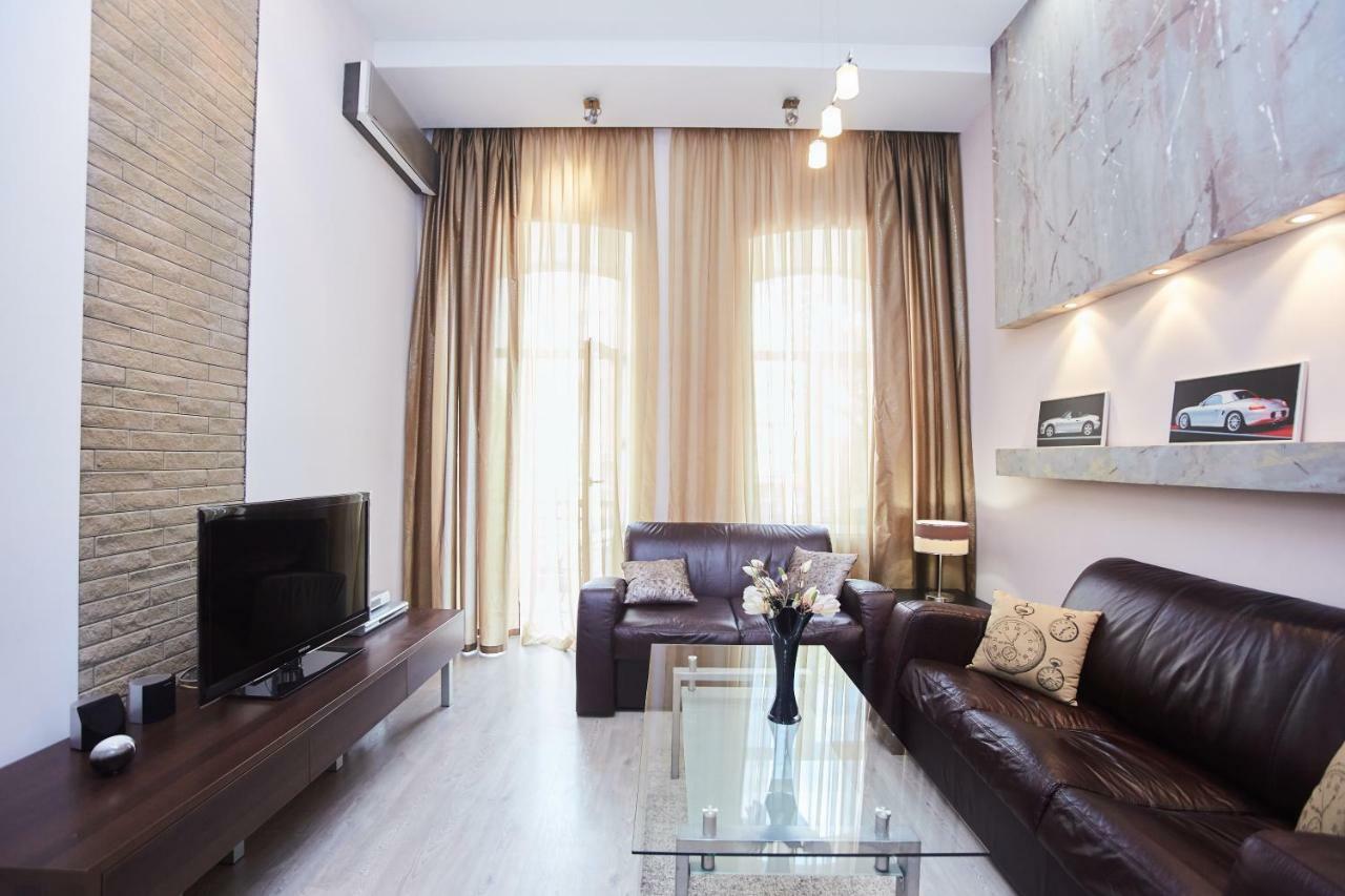 Langery Residence Central Apartments Одеса Екстериор снимка